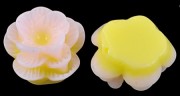 Кабошон - цветок 13x8 мм